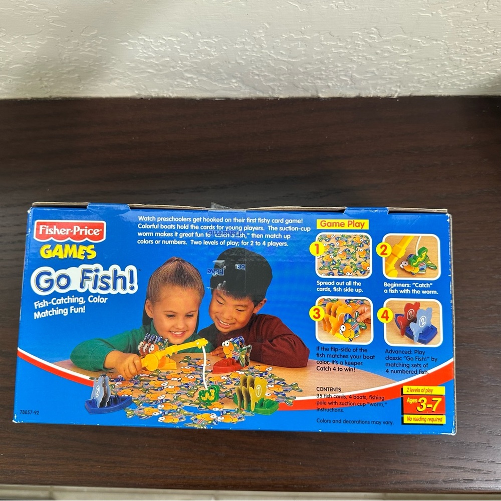 Vintage Fisher Price Go Fish Color Matching Game - Picture 2 of 6